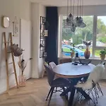 דירה Garden, Jacuzzi, Bbq, Centre, 2 Bedrooms אלקמאר