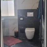 דירה Garden, Jacuzzi, Bbq, Centre, 2 Bedrooms